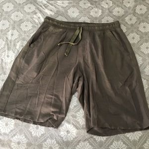 ATM men’s drawstring shorts 🦖